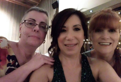 Shelley Rowland (left) with her friends, Cathy Gin
	(center), and Darlene O'Connell (right)